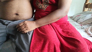 Kerala malayali chechi massaging