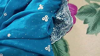 Desi Indian Hot Aunty Fucking with Boyfriend with Telugu Voice Saree