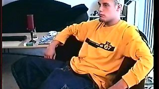 Servicing Str8 Boy Buzz