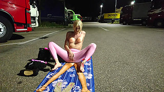 Naked by the truckers
