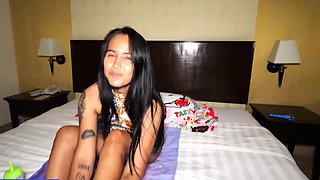 Big ass Thai MILF wife in homemade video