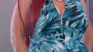 Redhead BBW MILF Roxee Robinson From Canada Lets You Drool Over Her Big Naturals and Pink Pussy