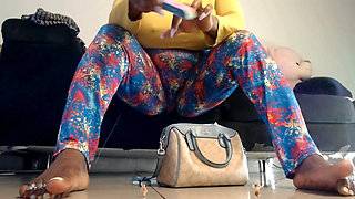 Housecleaning, Survive the Giantesss Cleaning Spree, Bare Foot Crushing