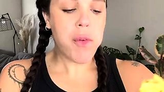 Big boob brunette masturbates on webcam
