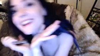 Brunette Solo Webcam Masturbation