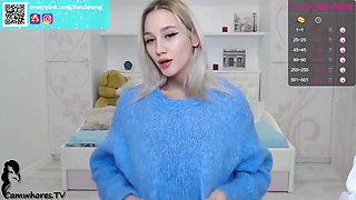 Model strips clothes: Amateur, Chaturbate  Cam Porn
