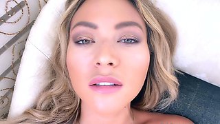 Flashing amateur babe Fae Corbin public masturbate