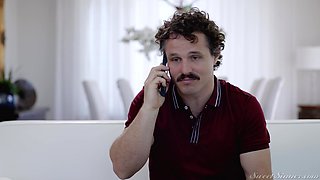 Saucy mom Reagan Foxx smutty xxx clip