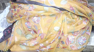 Bhabhi Show Body to Her Boyfriend