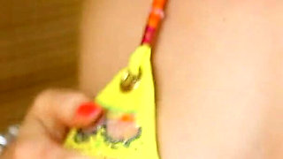 Anna Victoria - the Party Mood