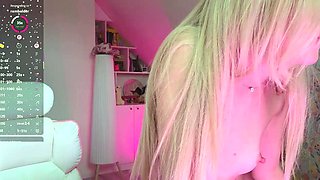 Naked Blonde Teen Girl Pussy Masturbation On Webcam