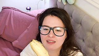 HOT NERDY PAWG COLLEGE GIRL INVITES YOU CUM TOGETHER