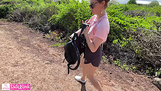 Amateur Couple Vacation Public Beach Flashing Tits and Sex