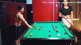 Jogando Sinuca No Motel Com A Transex Gostosa Do Sul