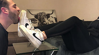 Dirty White Sneaker Worship - Valeria Night (part 2)