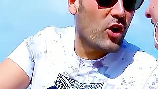Stranger guy talks to skinny MILF Zaza La Coquine and fucks her on the beach