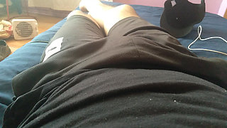 man manipulating his tremendous veiny penis