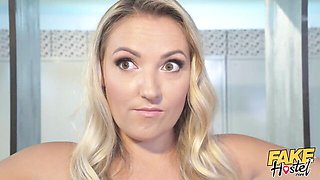 Hypnotic Krystal Swift and Jarushka Ross at squirting smut
