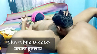 Indian bhabhi cleaning house for sex