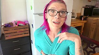 Stepmom Finds Her Inferiority