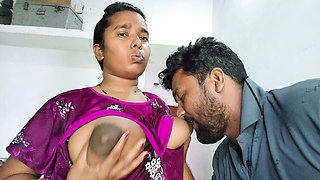 Indian Bhabhi Big Boobs Sucking First Time Hindi Video