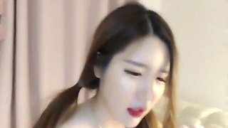 Hot camgirl with natural tits shows her body: Big Tits, Amateur  Babe Porn