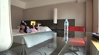 Homemade Sex with a Shaved Girl with High Awareness Who Is Easily Pressured