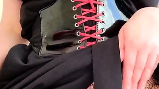 Blonde babe with a big ass and boobs masturbates