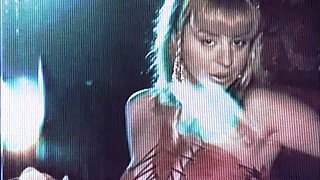 VIDEO CON MANYA LA PIU' SCANDALOSA CHE CI SIA