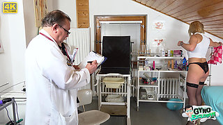 Hot Blonde Teen Vanessa Secret Cums in Gyno Chair