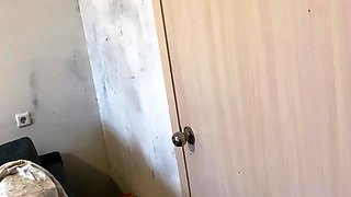 I'm bad at making repairs, but I have a big ass to fuck and