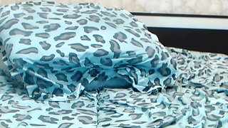 Daiana Prema Romanian Camwhore rubbing her cunt