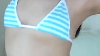 A Refined Beauty Loses Herself in Endless Waves of Deep, Overwhelming Pleasure. Chapter - 2