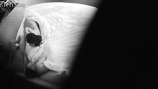 Horny fat arab housewife fingered on amateur hidden cam