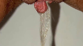 Morning Collection of Yellow Urine! Showing off My Dirty Pads!