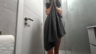 Being Naughty In The Bathroom Before My Shower