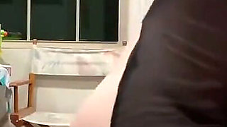 A Chinese Married Woman Gave Me a Blowjob, Then Squeezed Out My Semen with Her Big Ass
