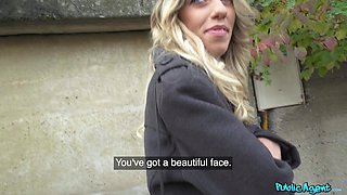 Erik Everhard’s French Passion in Public Heat