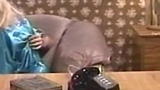 Sex Therapist Helps a Young Couple to Cum