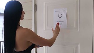 Violet Voss Titfuck Blowjob FinishHim Scene
