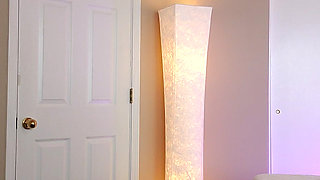 PAWG MILF Camgirl Jess Ryan Flashing Her Big Ass