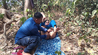 Indian village Sex video, indian girl big boob press by her step brother in outdoor village