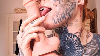 Blowjob on a Realistic Dildo