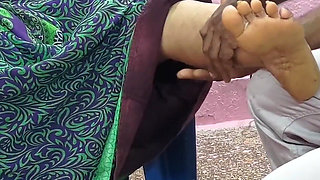 Young Boy Cums Inside Me While Having Sex with Hot Aunty