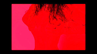 Red Latex Vid