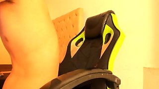 Brunette Tranny jerking in hard dick in solo Webcam