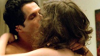 Beautiful latina babe in stockings blowjob sucking