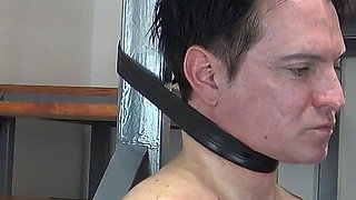 Hanging Slave Giantess Ch
