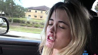 Kori stunning skinny amateur blonde girl outdoor posing