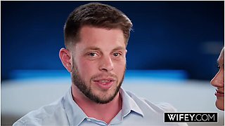 Gorgeous Hotwife Milf Summer Starz Takes A Huge Bbc While Hubby Watches